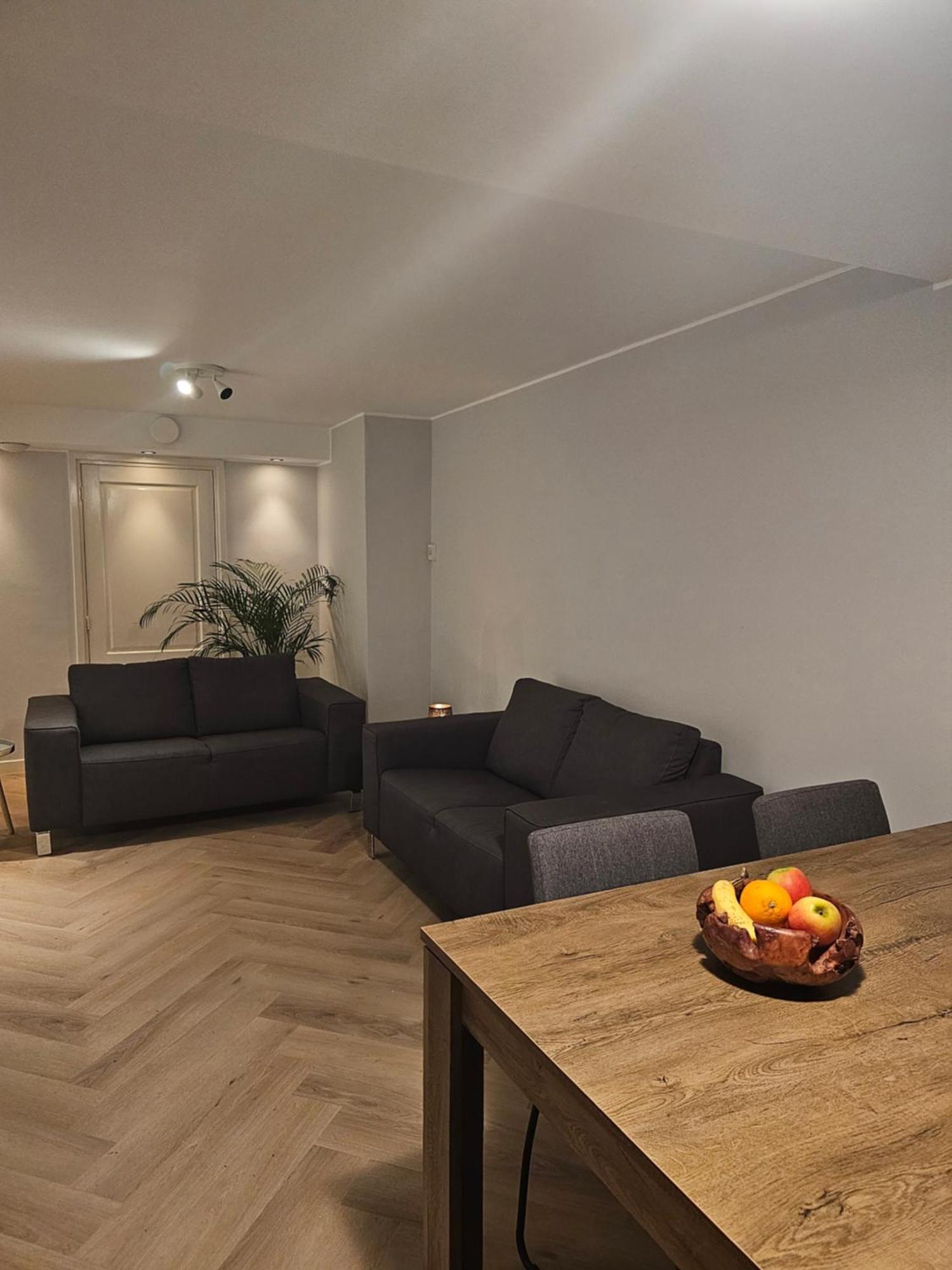 B&B Schiphol Amsterdam Rijsenhout ภายนอก รูปภาพ
