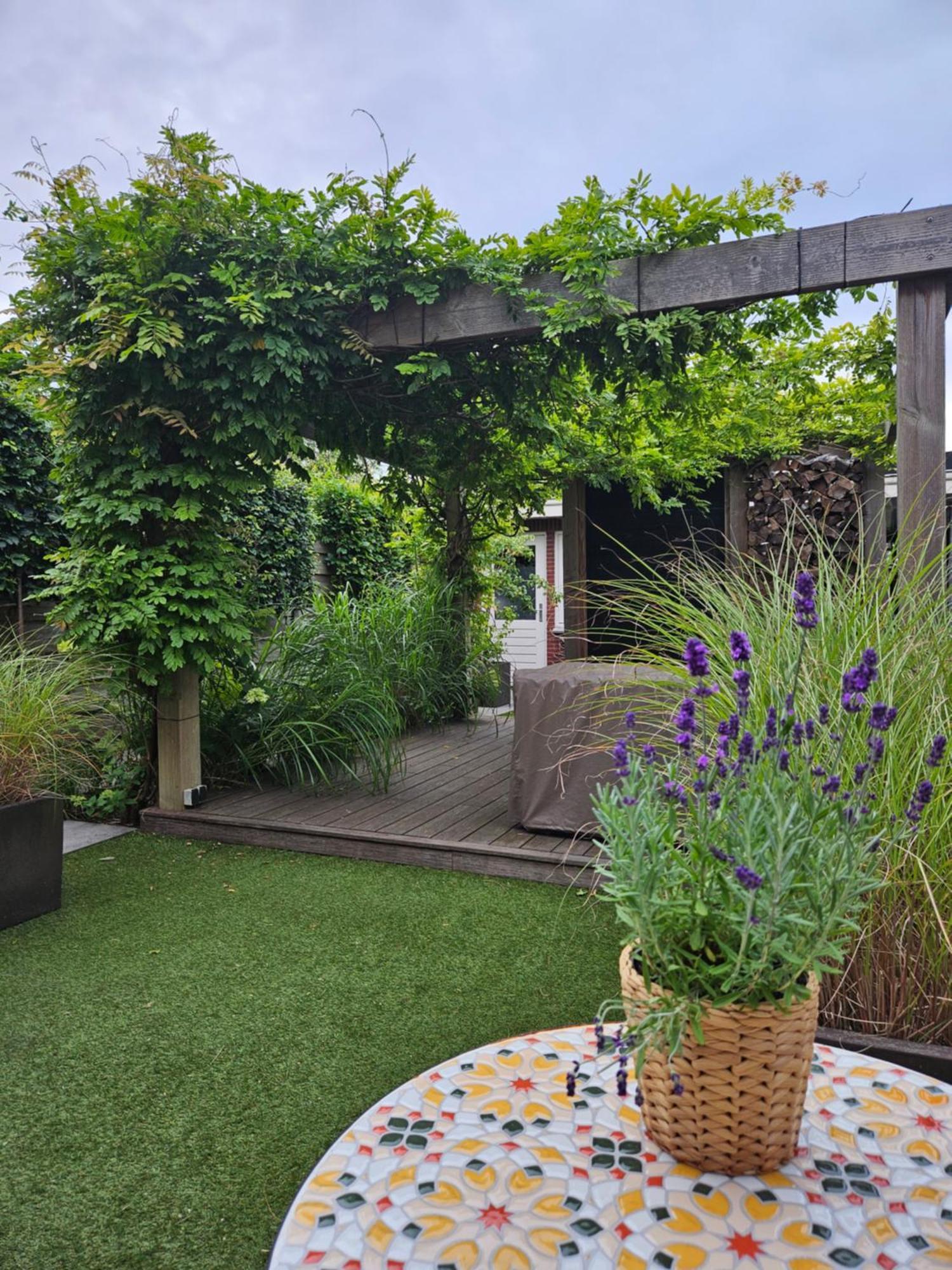 B&B Schiphol Amsterdam Rijsenhout ภายนอก รูปภาพ