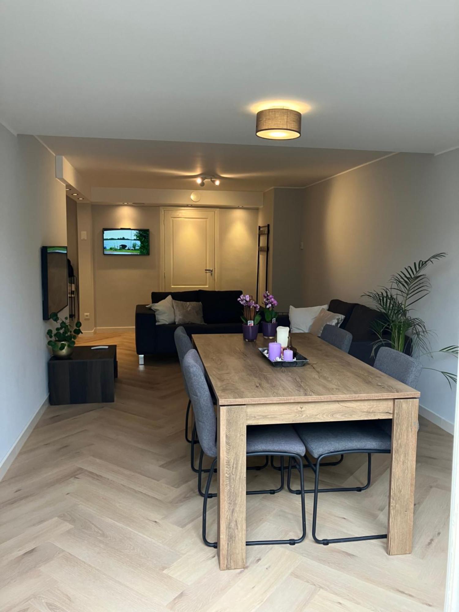 B&B Schiphol Amsterdam Rijsenhout ภายนอก รูปภาพ